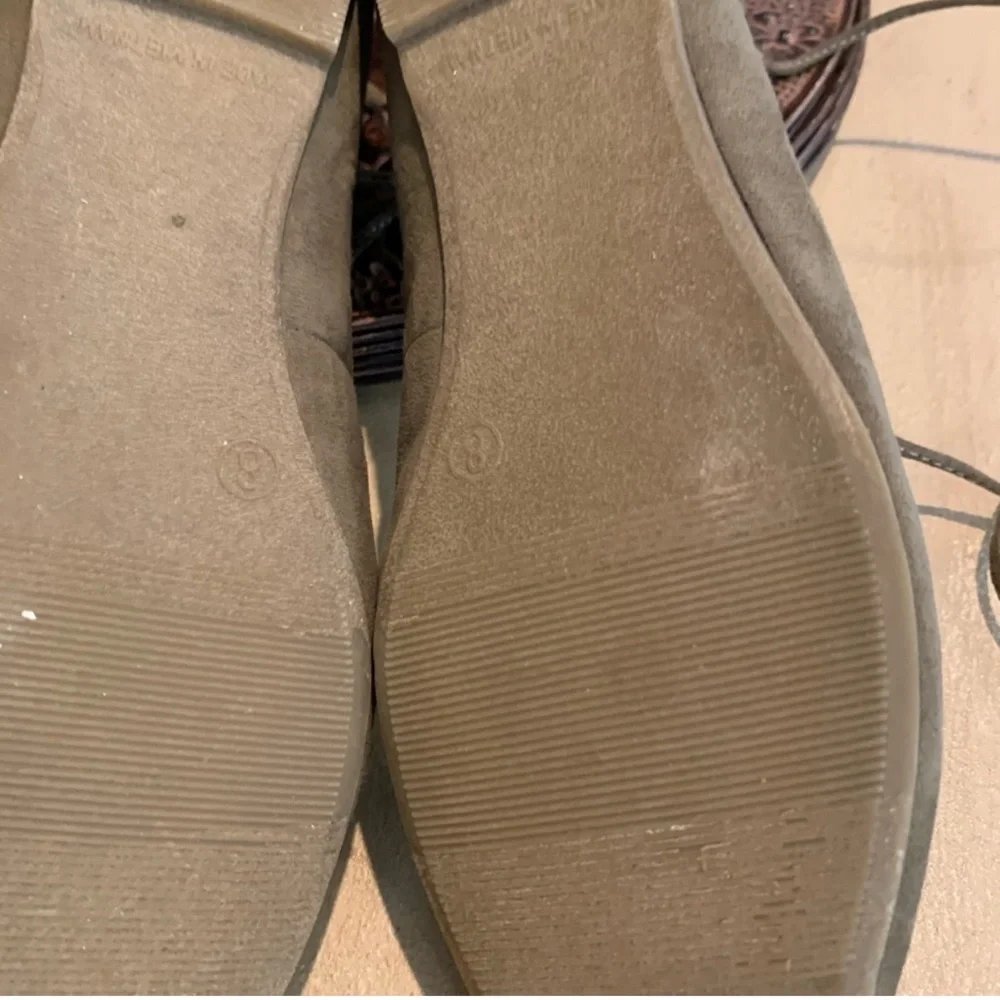 Old Navy Balletcore Woman’s Olive Suade Green Gold Hardware Tie Up Flats Size 8